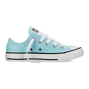 Mint green low top converse